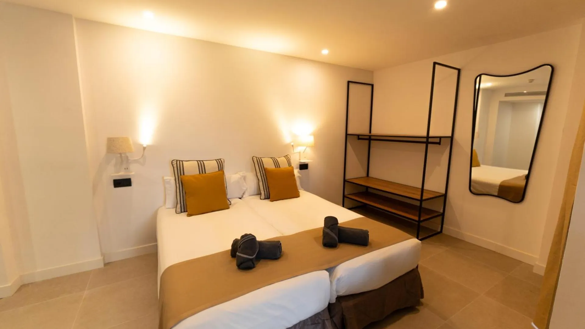 *** Hotel apartamentowy Apartamentos Vistasol Magaluf  Hiszpania