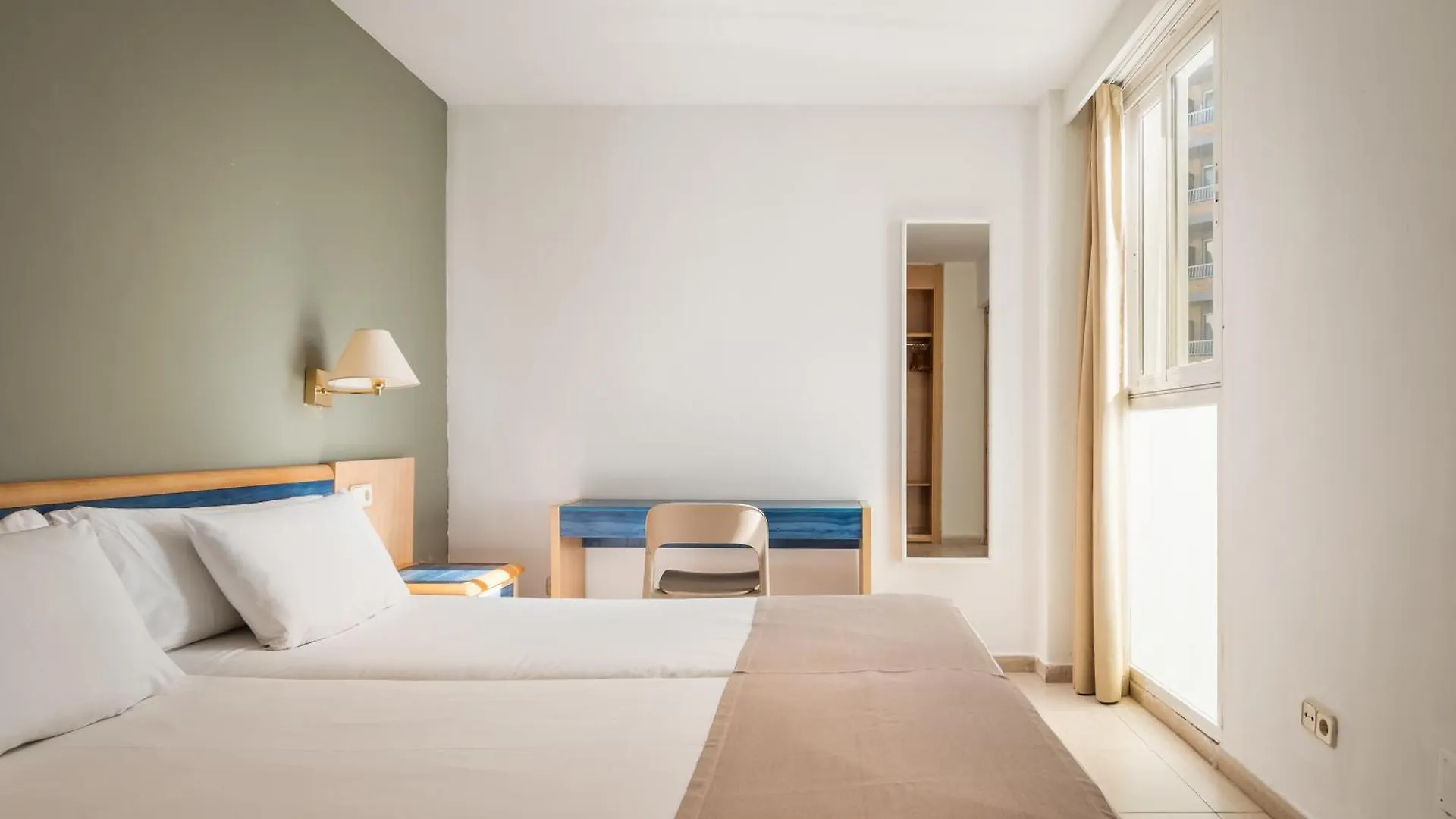Apartamentos Vistasol Magaluf  Spanien